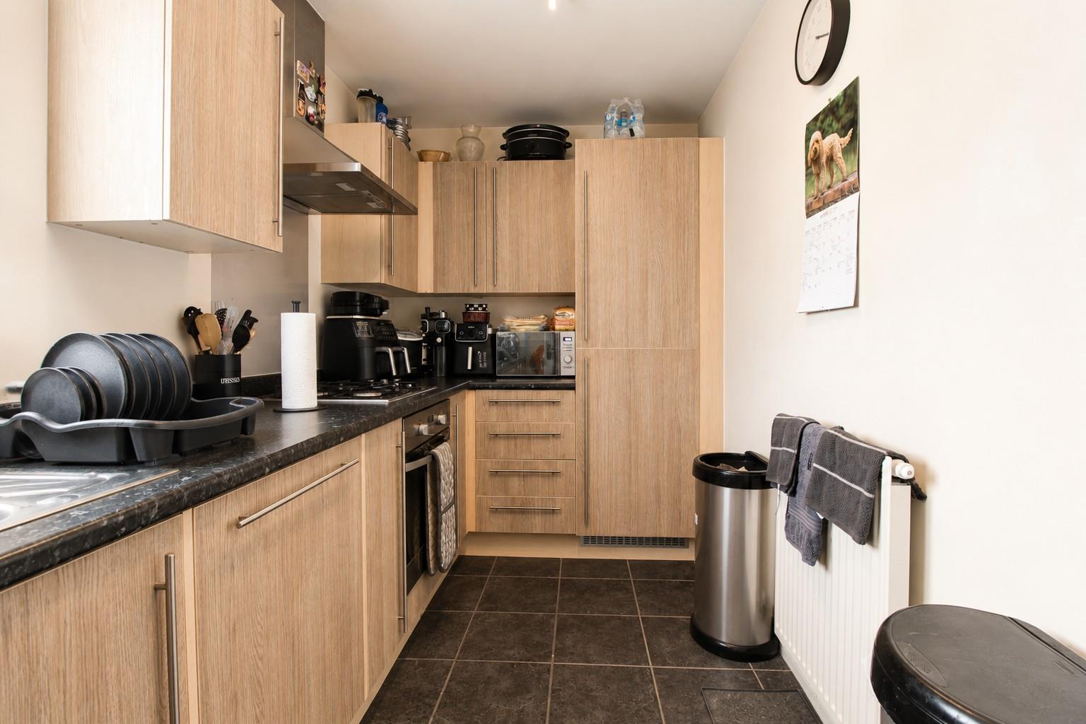 2 bed property in Chibnall Close, Bedford